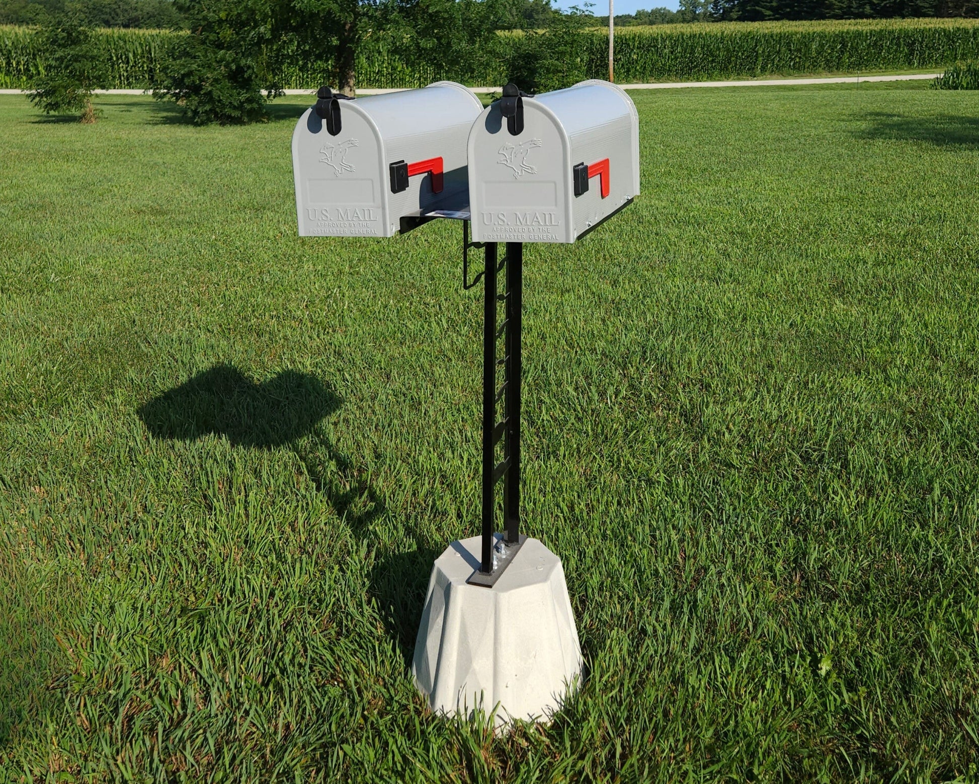 Concrete Base Double Freestanding Mailbox