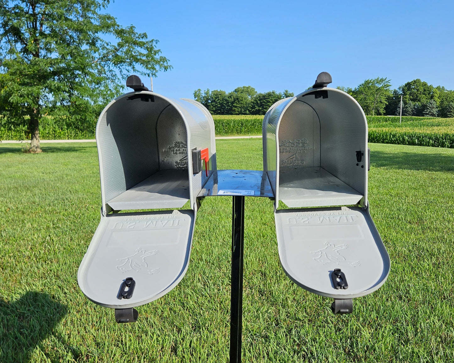 Concrete Base Double Freestanding Mailbox