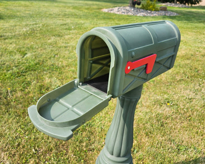 Plastic Freestanding Mailbox